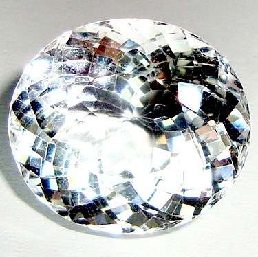 *** BRAZILIAN BERYL *** G.I.S.A. CERTIFIED 7.97CT GOSHENITE  Colourless, SI1