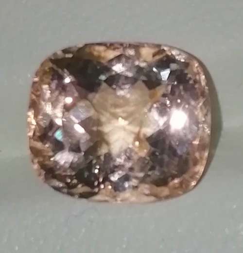 * MORGANITE *  3.83CT MORGANITE