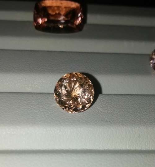 * MORGANITE *  2.31CT MORGANITE