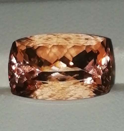 * MORGANITE *  8.730CT MORGANITE