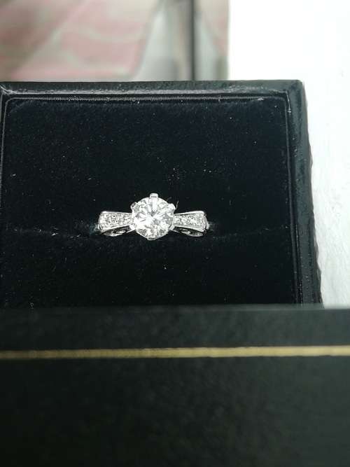 0.57CT DIAMOND RING