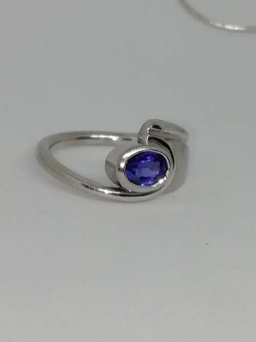 Tanzanite ring