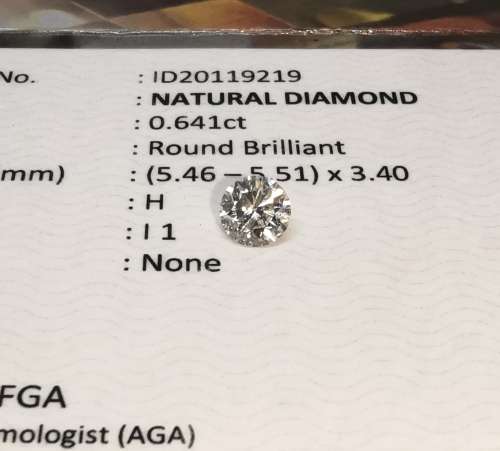 0.64CT DIAMOND * Certified Diamond *