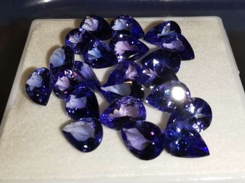 Tanzanite 1ct each,  7x5mm pear shape