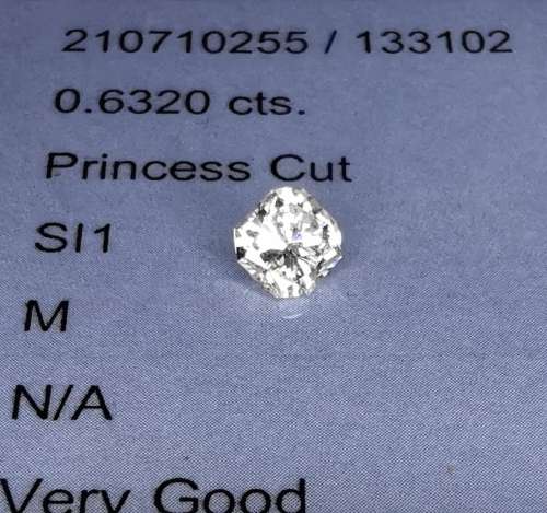 * Diamond *   0.632CT Diamond [ EGL Certified ] Princess Cut