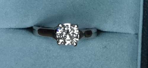 0.7520ct Diamond engagement ring, 18ct White Gold * Certified Cushion Cut Diamond *
