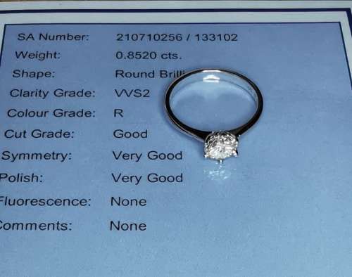 0.852ct Diamond engagement ring, 18ct White Gold * Round Brilliant Cut Diamond *