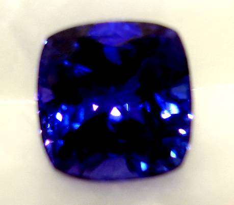 TANZANITE [10.630Cts] AAA+++ Vivid BLUE-VIOLET(Red Flashes),VVS [CertifiedValue:R297'000.00][BntyH]