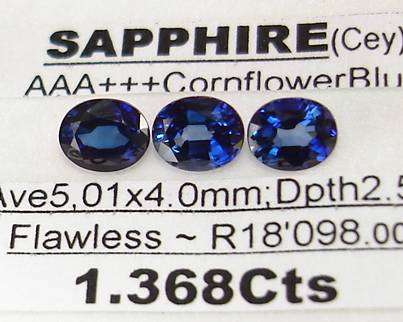 CEYLON SAPPHIRE[1.368Cts]MatchingTrio, AAA+++Cornflower-Blue, Flawless[CertValue:R18'098.00][BntyH]