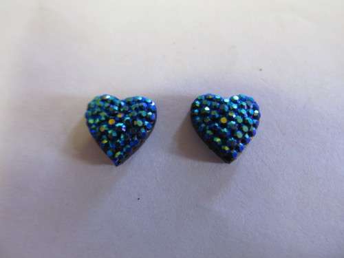 Embellishments Plastic Heart Black 10mm 2pc