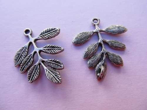 Pendant Metal Nickel Leaf 30mm 1pc