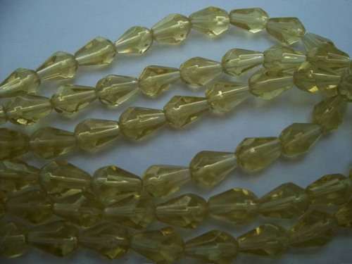 Glass Beads Facetted Teardrop Yellow 12mm