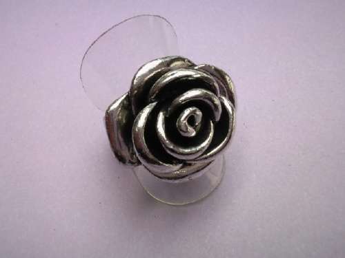Ring Nickel Rose Size 18