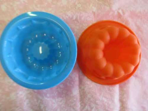 Silicone Moulds, Mini Cake Moulds, Round, Various Colours, Size  120mm x 45mm
