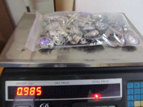 Fashion Jewellery, 1 Lot Pendants / Earrings, Good, Broken and Bruised