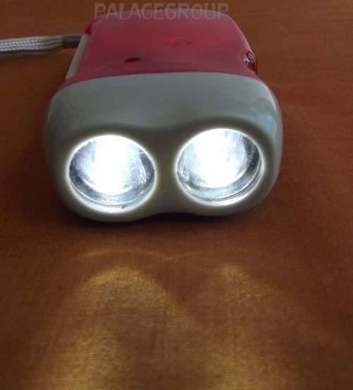 LED Torch, 2 x Bright LED`s, Squeeze Trigger Charging, No Batteries, Light Weight, Durable