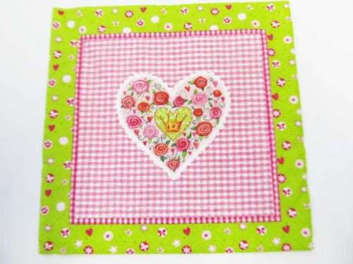 Decoupage Serviettes, Heart With Flowers, Red and Green, 1pc