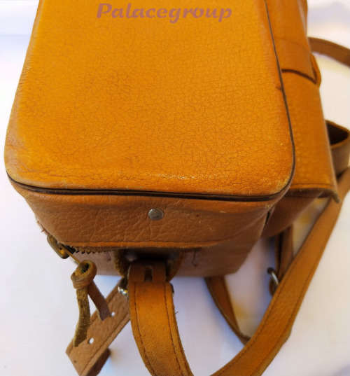 G.B.Bell & Howell Camera, 16mm, Leather Carry Case (Slightly Worn On Corners)
