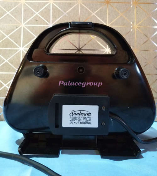 Sunbeam Deluxe Pie Maker, Model SPM 100, 230V - 650W, Makes Two Pies, Read Description  (Box Damage)