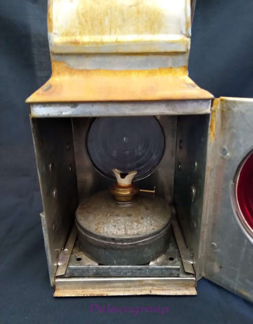 Vintage Signal Lantern Used By SAS / SAR, Lense And Burner In Good Condition, See Photos Below...