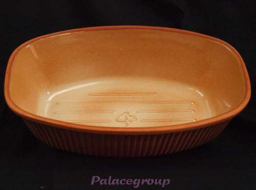 CP Clay Baker For Making Moist Delicious Roasts, Braises & Breads, See Photos & Desc Below