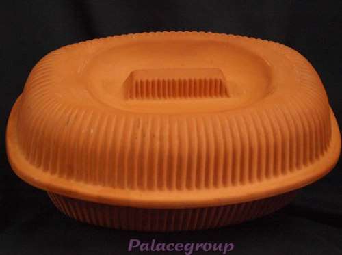 CP Clay Baker For Making Moist Delicious Roasts, Braises & Breads, See Photos & Desc Below