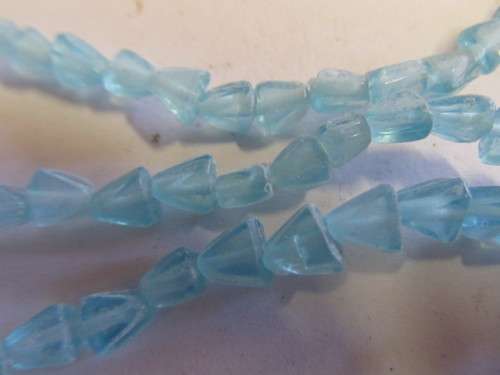 Glass Beads, Indian Beads, Triangle, Turqouise, 5mm (sizes vary slightly), 20pc