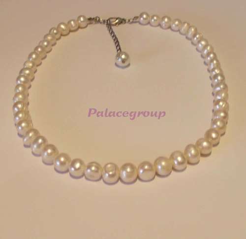 Necklace - White Round Freshwater Pearls, Pearls Size ±8.5mm, Lobster Clasp, ±40cm With 5cm Extender