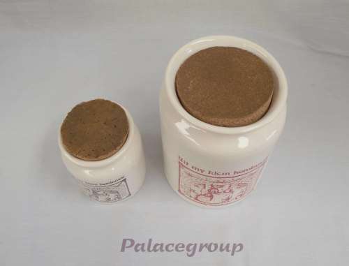 2 x  Storage Jars, Uit My Klein Kombuisie (Red / Black), Kitchen Theme, See Photos and Desc Below