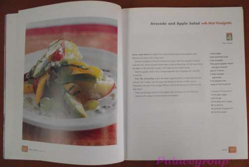 Three Chefs In The Cape, Carlton Food Network Television Series, Paper Back, +50 Recp, 111pg, A4