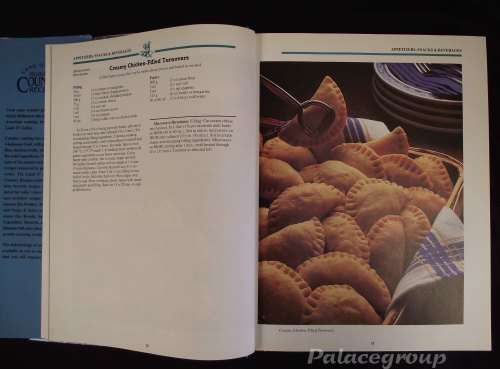 Treasury Of Country Recipes, Land-O-Lakes, Robin Krause and Barbara Strand, 511Pg, HB, A4