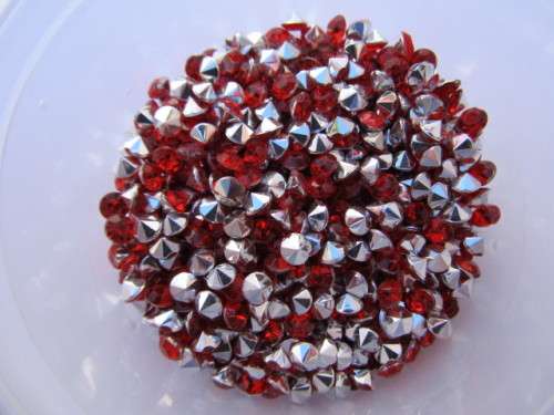 Rhinestones, Pointed, Red, 4mm, ±100pc