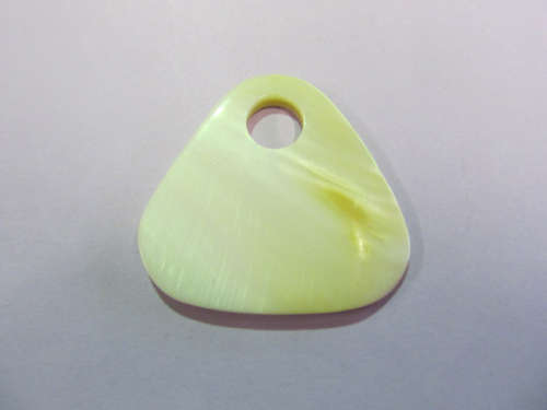 Pendant, Triangle, Natural Colour, 38mm, 1pc