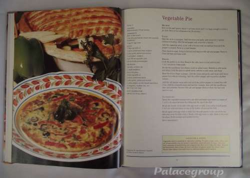 All Colour Cookery Book, Willi Elsener, 128 Pages, Book Full Of Recipes And Tips, Hard Back, +A4
