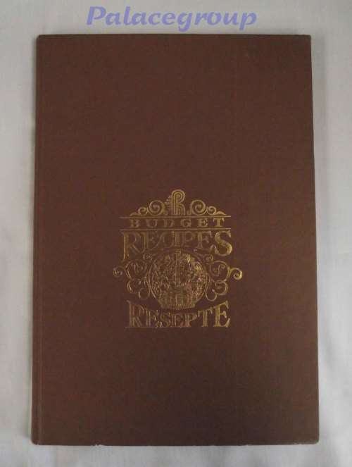 Budget Resepte / Recipes, Vol 1, Robin Ayrdon, Kleur Fotos, Hardeband, +A4