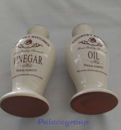 Country Kitchen Oil and Vinegar Jar, Warm Family, 400ml, 190mm x 90mm, See Photo`s Below