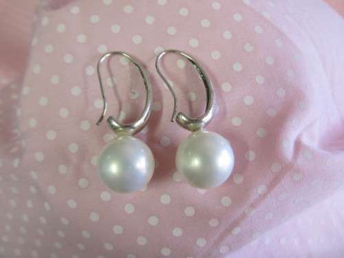 Perrine Earrings, White Shell Pearl - Round Shape, 38mm, Nickel Antiqued, 2pc