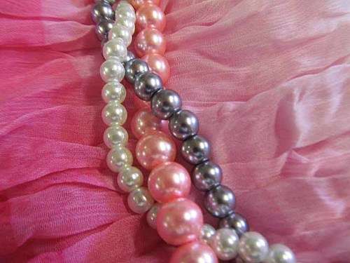 Perrine Necklace, 3 Strand Glass Pearls, Pink, Grey And White, 46cm, Toggle Clasp, 1pc
