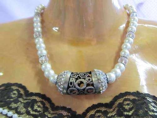 Perrine Necklace, White Glass Pearls With Nickel, 46cm, Toggle Clasp, 1pc