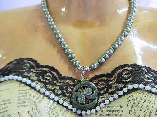 Perrine Necklace, Glass Pearls With Metal Pendant, Green, 46cm, Toggle Clasp, 1pc
