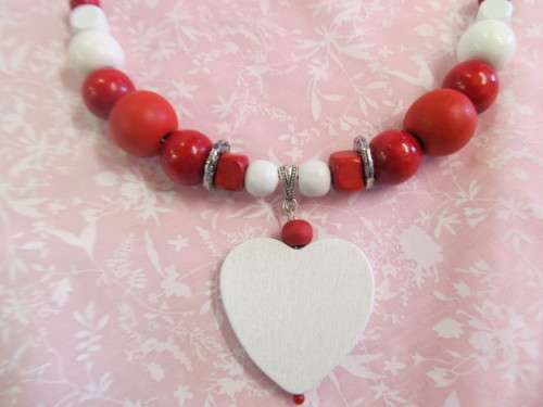 Burtell Necklace, Wooden Beads With Wooden Heart On Wire, White And Red, 45cm