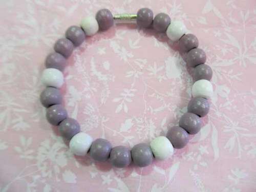 Cheri Bracelet, Purple With White Wooden Beads, 7.5cm Diameter