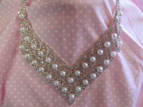 Evelia Necklace, Clear Rhinestones With White Faux Pearls, Adjustable, 34cm To 57cm, 1pc