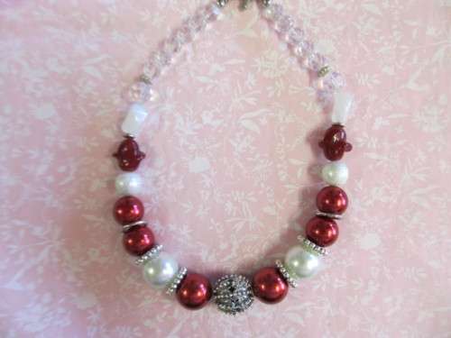 Perrine Necklace, Nickel With Red And White Glass Pearls, Toggle Clasp, 46cm, 1pc