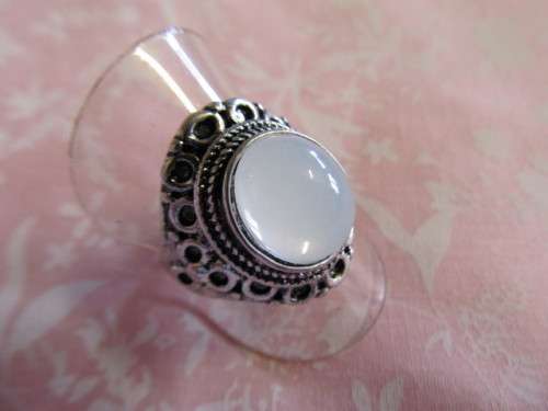 Simone Ring, Nickel With Cats Eye, Ring Size - 19mm (9 - R½), Top Size - 23mm