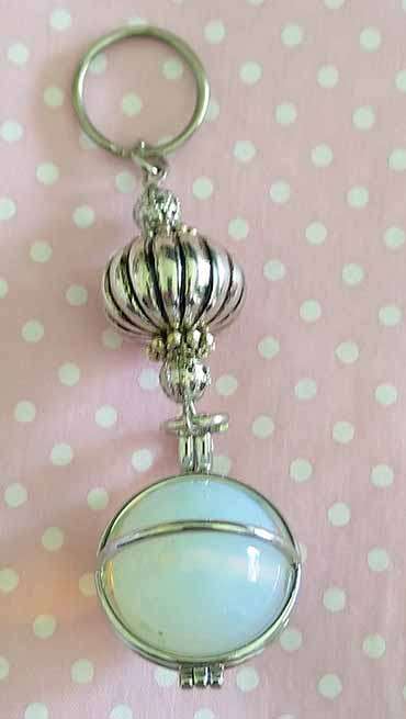 Simone Keyring, Keyring With Moonstone Bead In Nickel Cage, Nickel, 90mm, 1pc