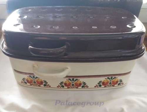 Vintage Large Enamel Roasting Pan With Lid, Large, Cream and Dark Brown Lid, 35cm x 24cm x15cm