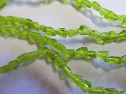 Glass Beads, Indian Beads, Triangle, Spring Green, 11mm, 20pc