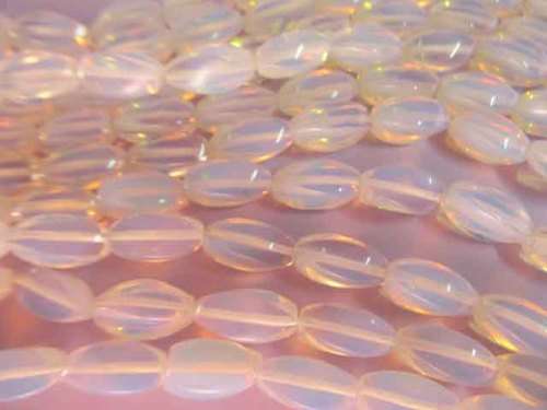 Semi-Precious Beads, Moonstone, Squoval, 16mm x 8mm, ±25pc