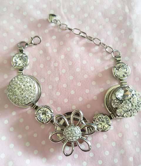 Riza Bracelet, Nickel With Clear Rhinestones, Flower Centerpiece, Lobster Clasp, 17cm With Ext, 1pc